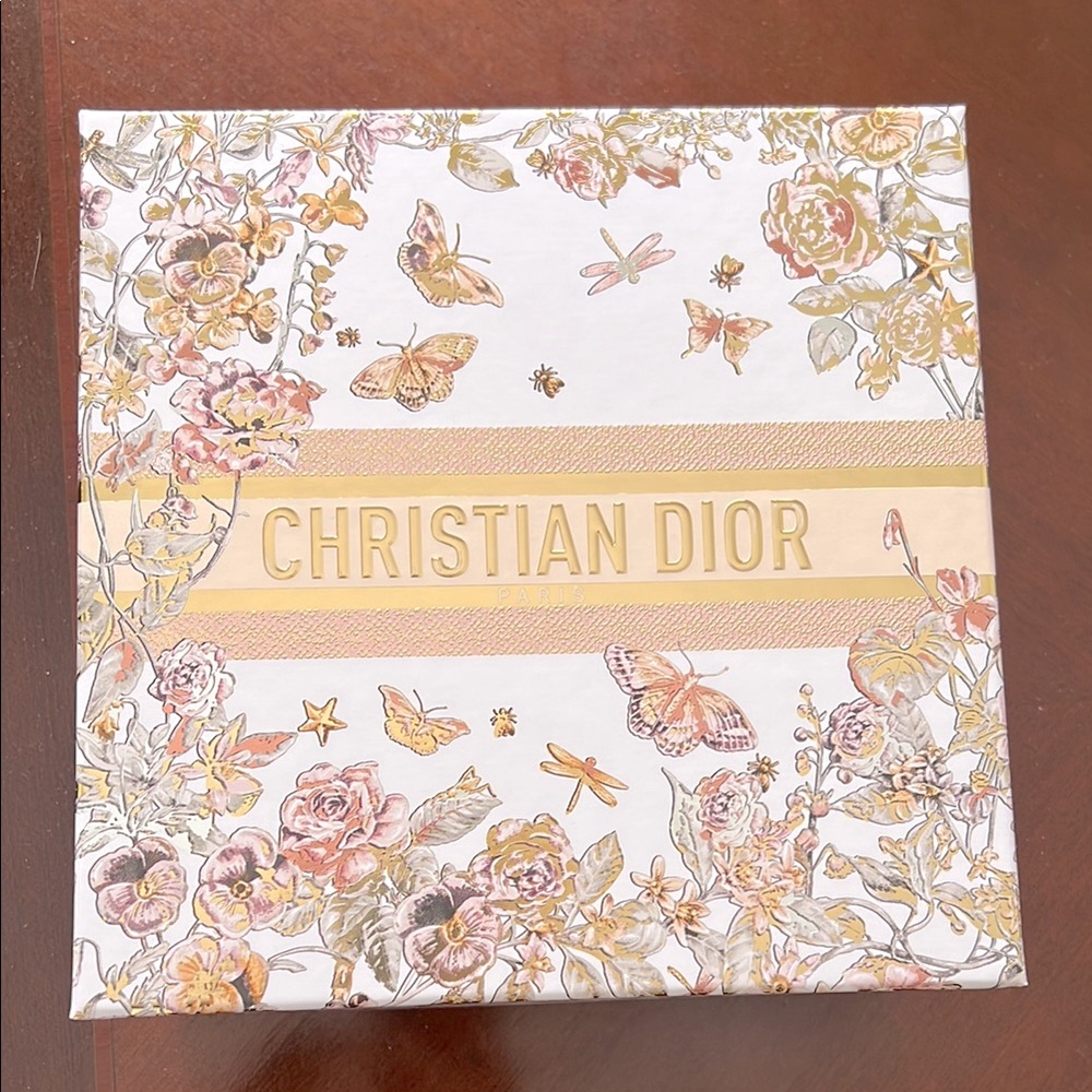 Dior Mother’s Day 2025 Box